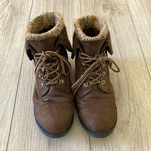 White Mountain Cliffs Women’s Duena Bootie